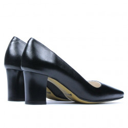 Elegantné dámske topánky 1253 čierne