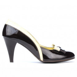 Elegantné dámske topánky 1065 lak bordovo+béžové