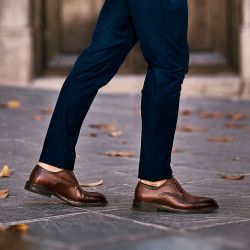 Elegantné pánske topánky 896 a káva