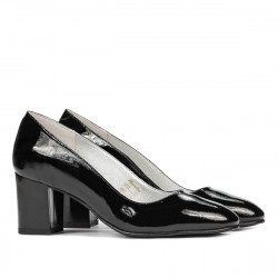 Elegantné dámske topánky 1268 čierny lak
