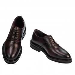 Elegantné topánky pre dospievajúcich 381 na palube