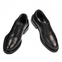 Elegantné topánky pre teenagerov 381 čierna