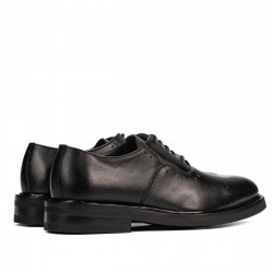 Elegantné topánky pre teenagerov 381 čierna