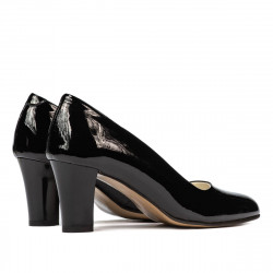 Elegantné dámske topánky 1209 čierny lak