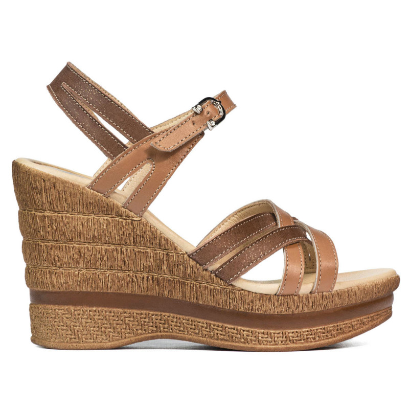 Dámske sandále 5086 kombinované camel