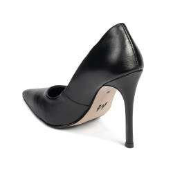 Elegantné dámske topánky 1302 čierne