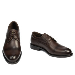 Elegantné pánske topánky 965 a káva