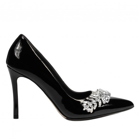 Elegantné dámske topánky 1300 lakované čierne
