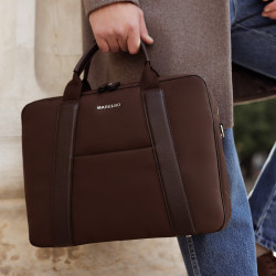Puzdro na notebook 306g 01 espresso lifestyle
