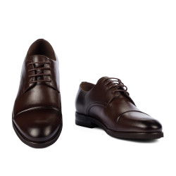 Elegantné pánske topánky 9008 a káva