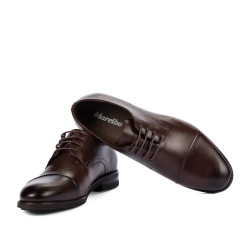 Elegantné pánske topánky 9008 a káva