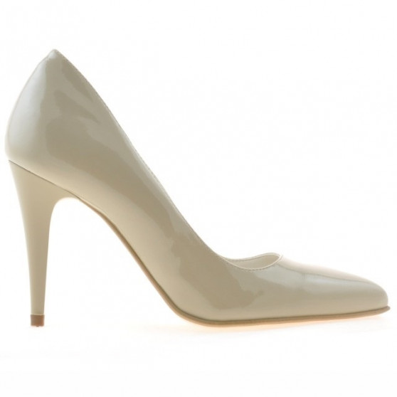 Elegantné dámske topánky 1246 lak béžová