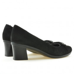 Dámske casual / elegantné topánky 628 čierny velúr